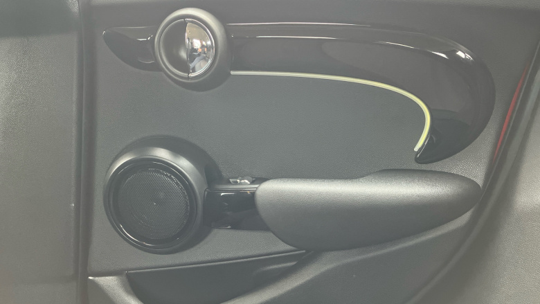 MINI Hatchback 1.5 Cooper Exclusive Premium 5dr Auto Petrol Hatchback